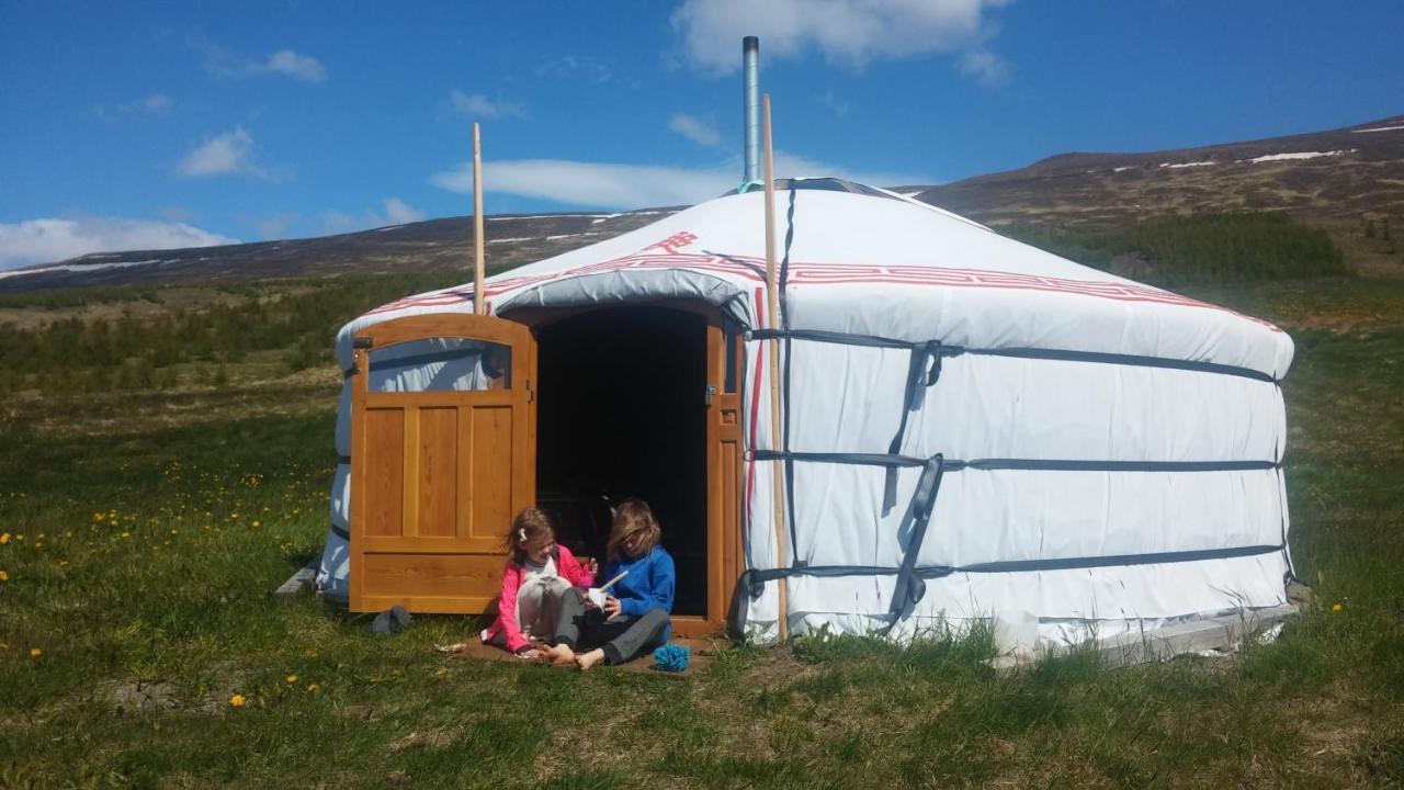 Iceland Yurt Акурейрі Екстер'єр фото